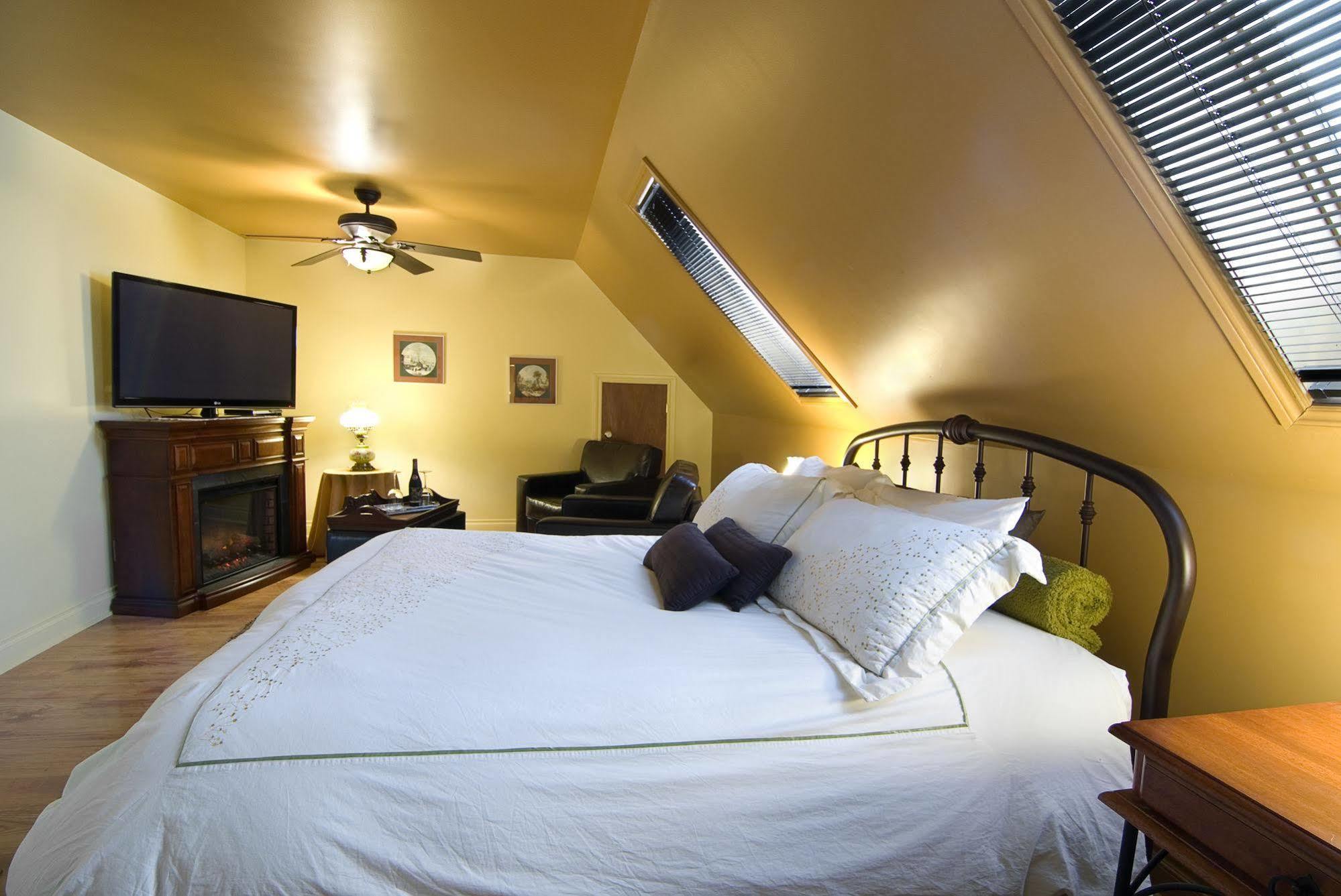 Le Pimbina Bed & Breakfast Mont-Tremblant Exterior photo