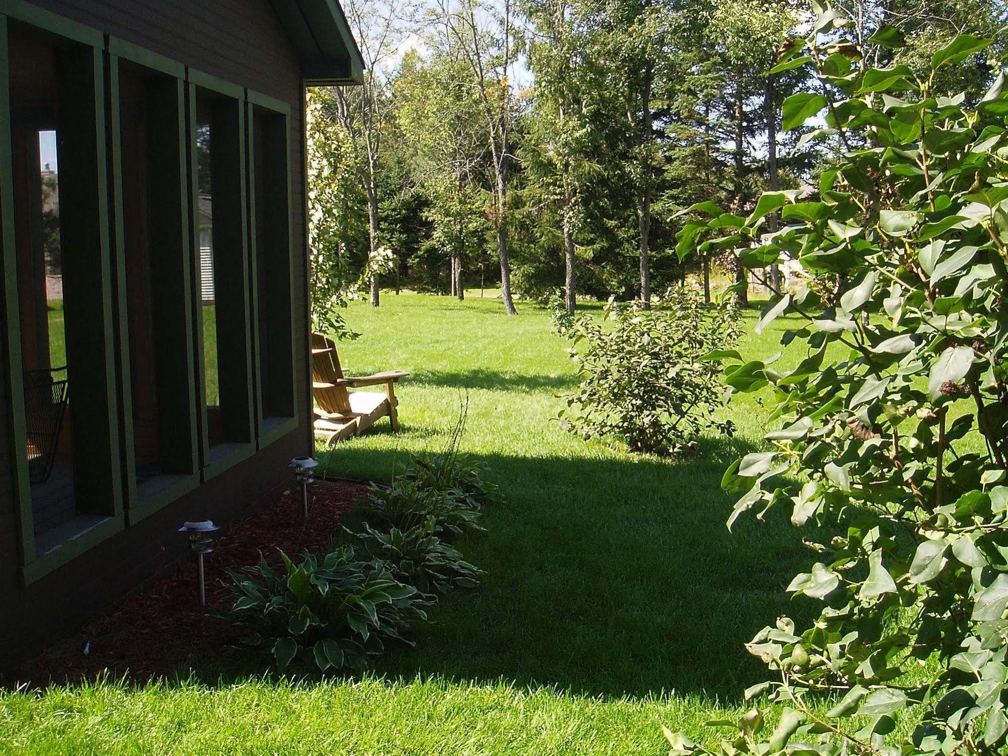 Le Pimbina Bed & Breakfast Mont-Tremblant Exterior photo